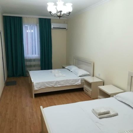 West House Hotel Kobuleti Kültér fotó
