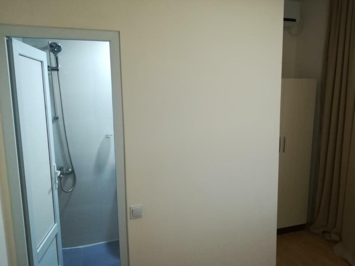 West House Hotel Kobuleti Kültér fotó